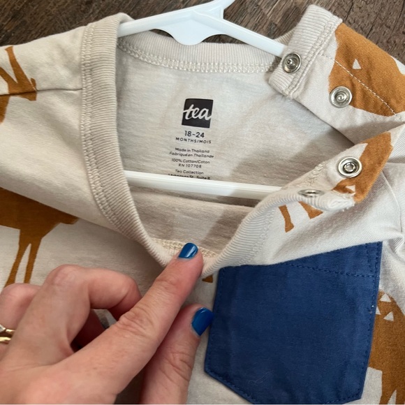 Tea Collection Camel Print Shorts Pocket Romper Size 18-24m - Picture 5 of 6